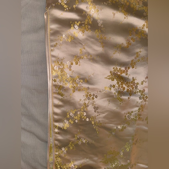 Exquisite Long Qipao Dress Gold and Yellow - Picture 3 of 4